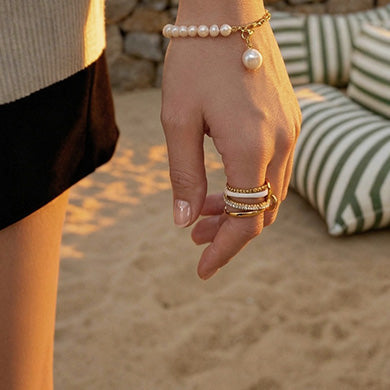 The Ultimate Guide: How to Style the Ring Effortlessly