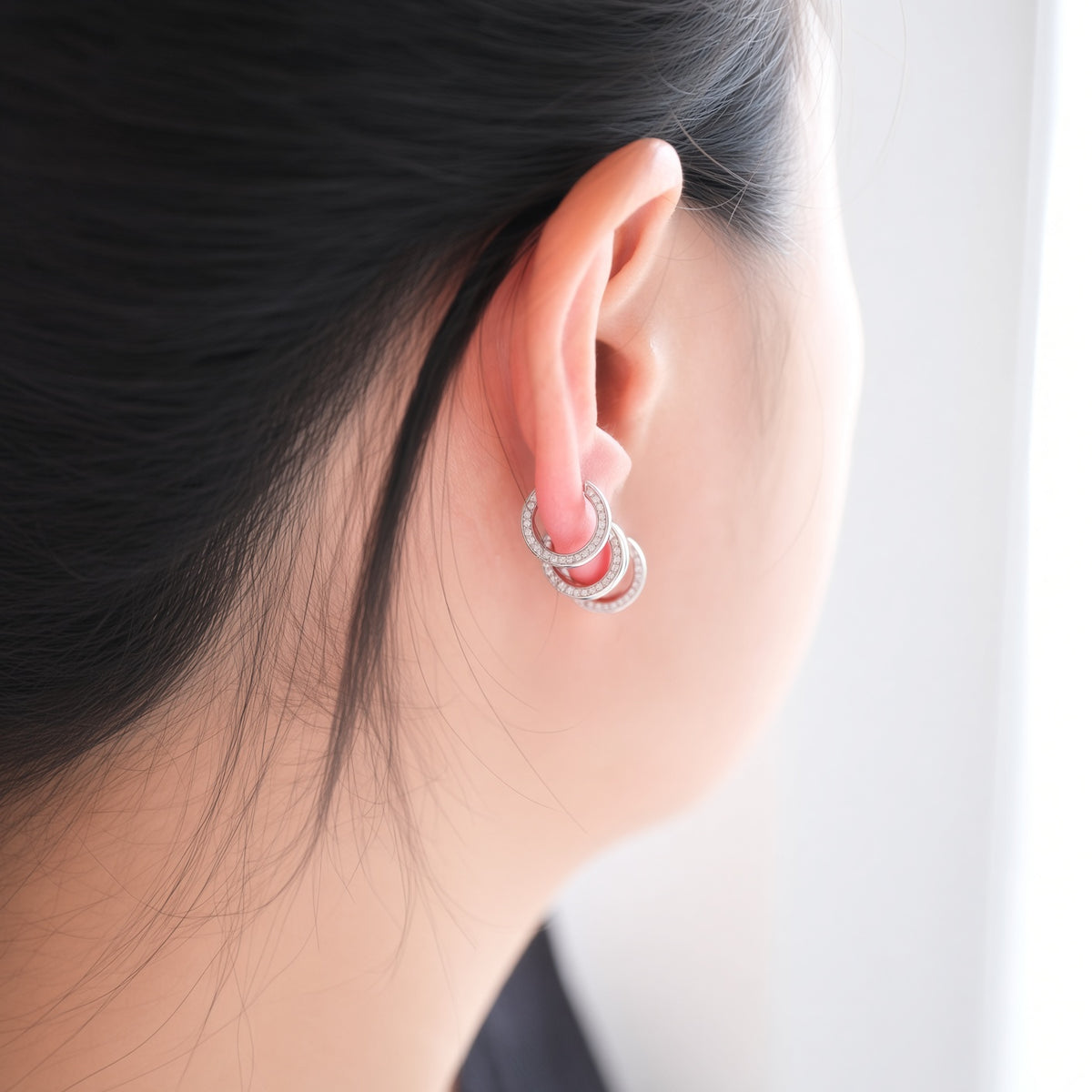 Essential Diamond-Edge Huggie Hoops